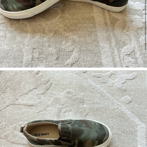 5 Pairs Boys shoes BUNDLE LOT size 13 - Picture 4 of 8